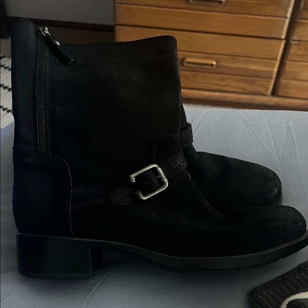 NWOT AGL (Atillio  Black Suede Leather
Ankle Boots Women's Buckle 9.5